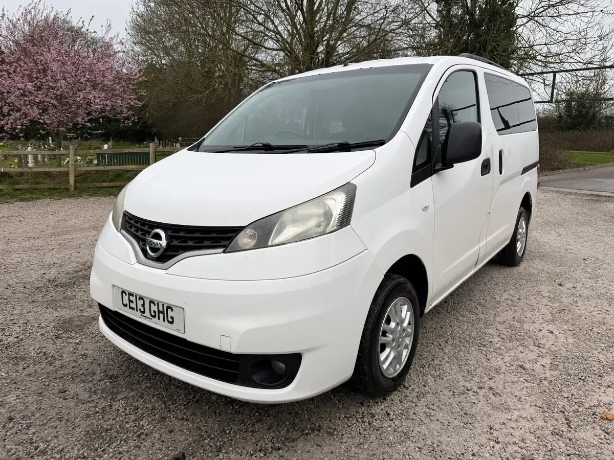 Used Nissan NV200 SE 89 HP (65 kW) 2013 White MPV