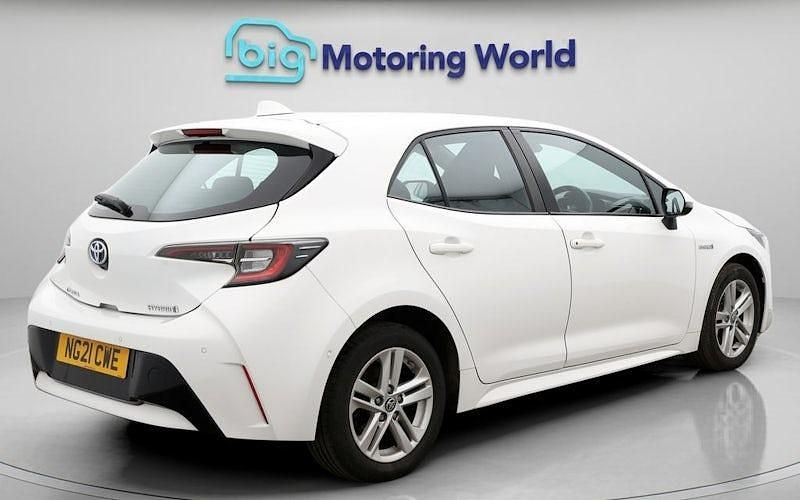 Used Toyota Corolla 122 HP (89 kW) 2022 Hatchback