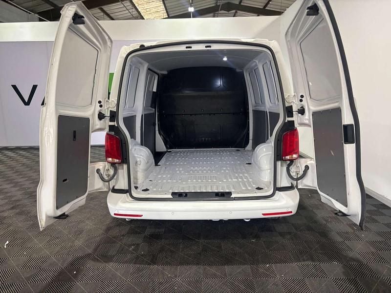 Used VW T6.1 Highline 150 HP (110 kW) 2023 White Van