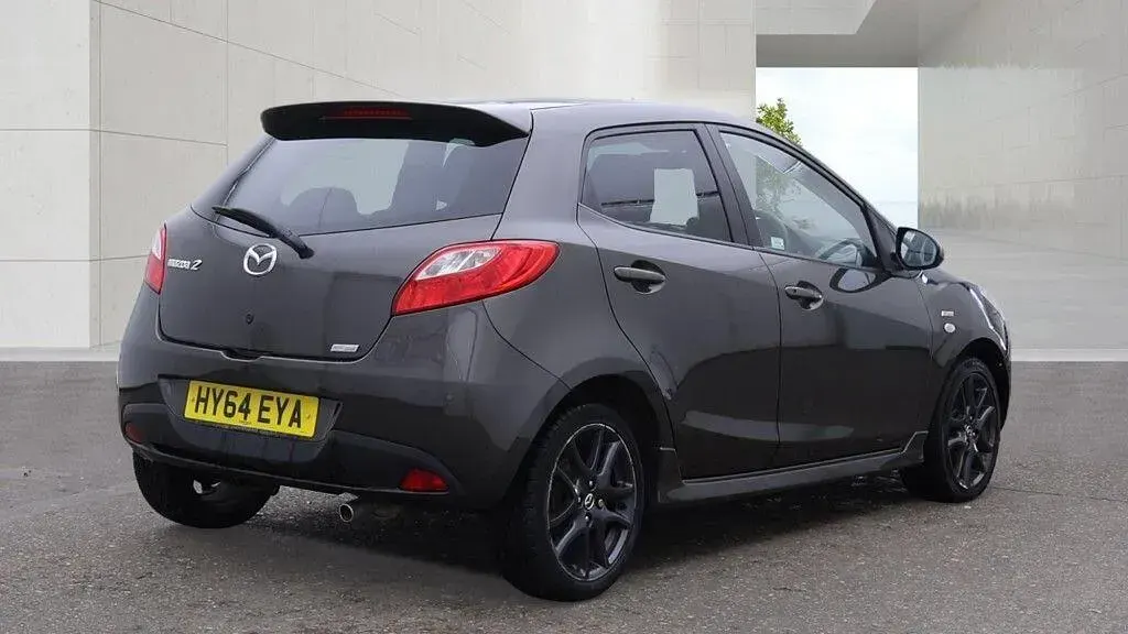 Used Mazda 2 Edition 82 HP (60 kW) 2014 Grey Hatchback