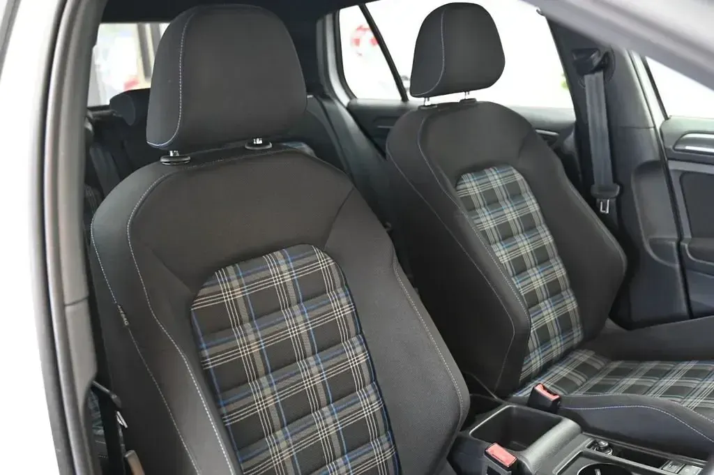 Usado VW Golf VII GTE 204 HP (150 kW) 2017 Branco Citadino