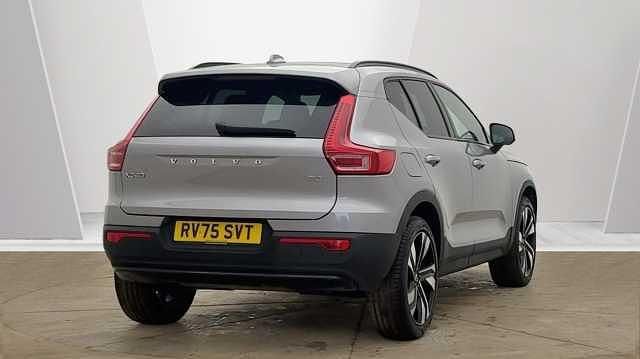 Used Volvo XC40 Ultra 161 HP (118 kW) 2025 Silver SUV