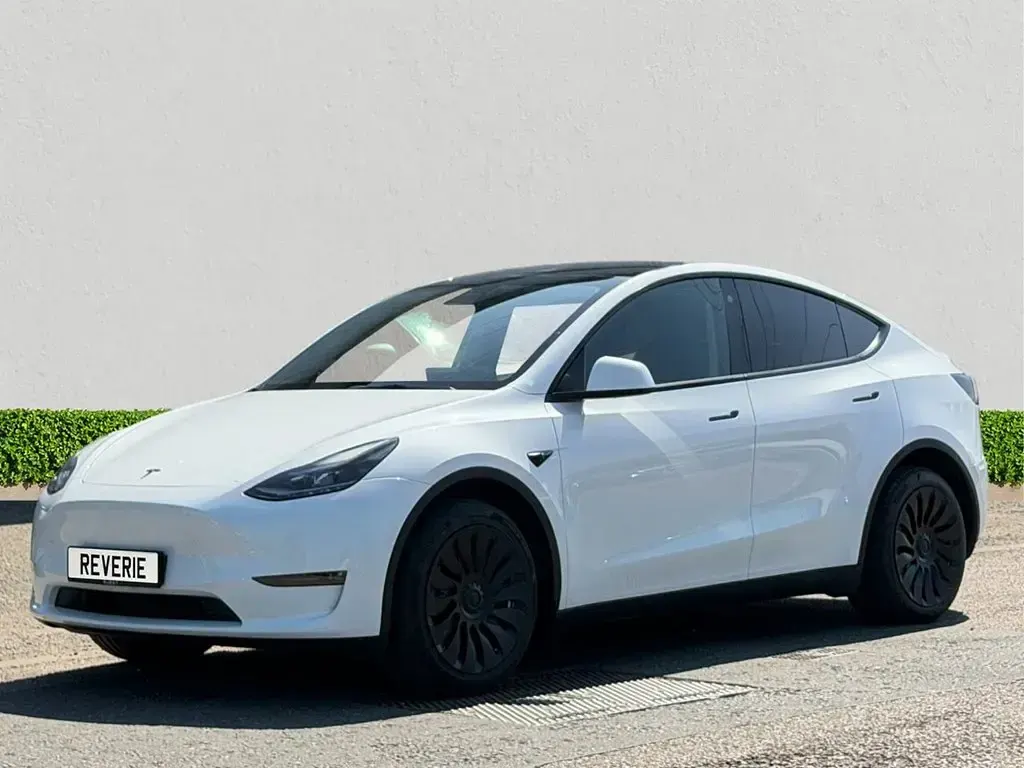 Usado Tesla Model Y 282 kW (384 HP) 2023 SUV