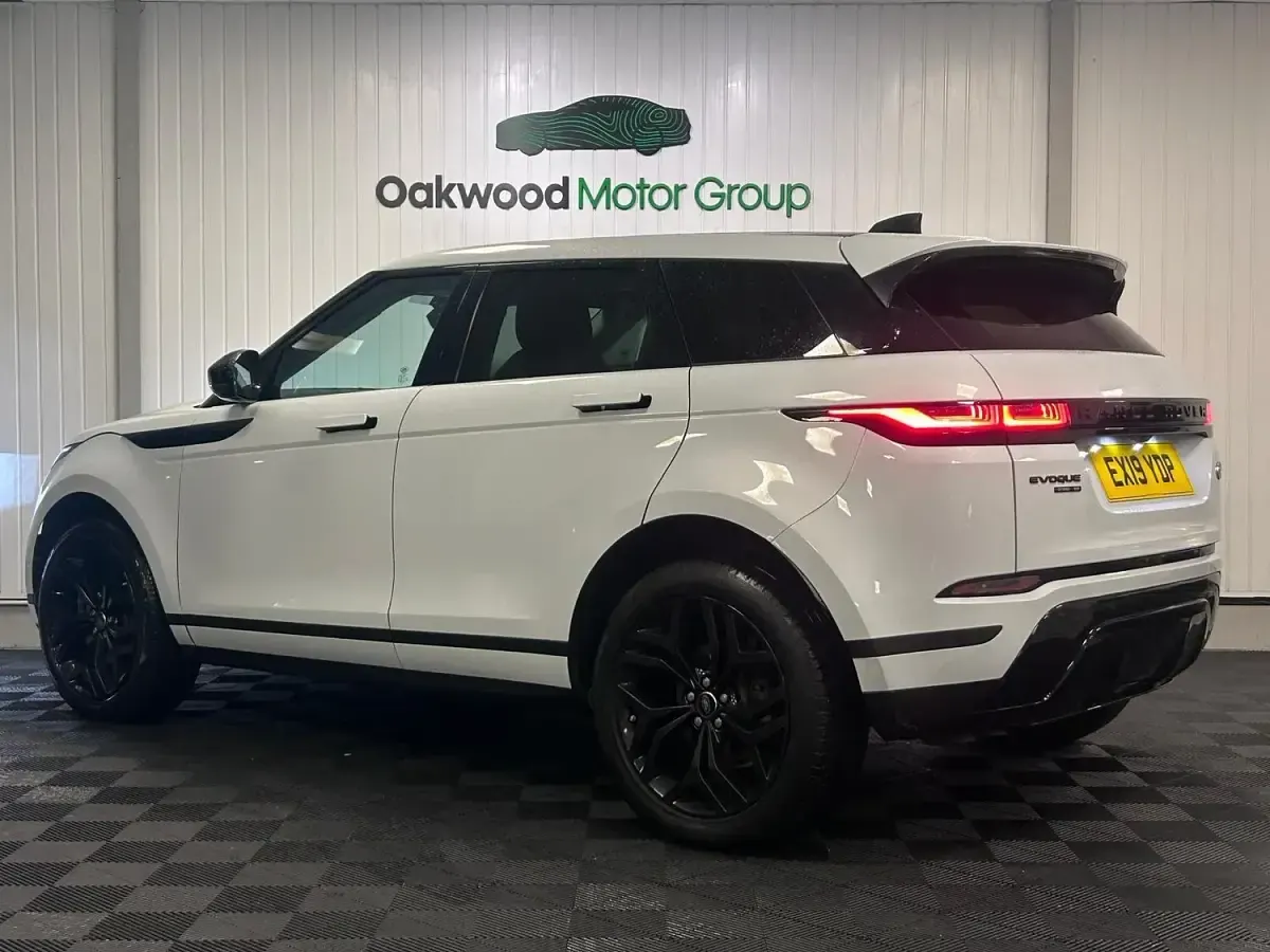 Used Land Rover Range Rover evoque SE 2019 White SUV