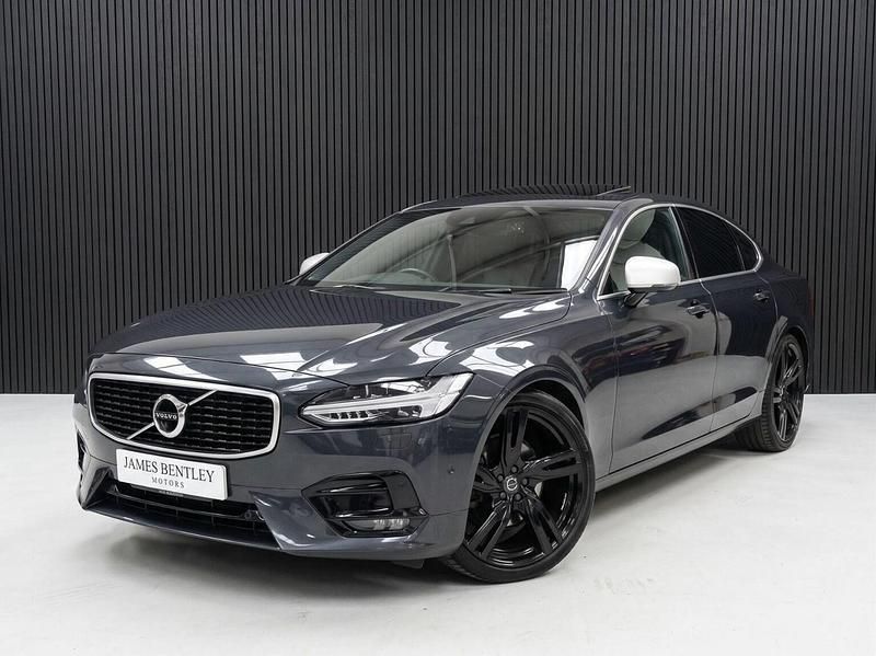 Usado Volvo S90 R-Design 190 HP (139 kW) 2016 Cinzento Sedan