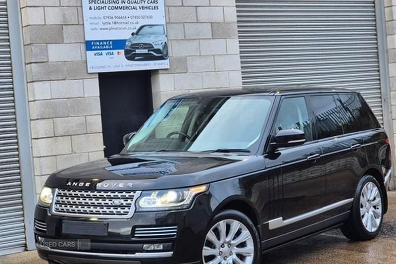 Black Used 2014 Land Rover Range Rover Vogue SE SUV | £15,999 (Fair price) - Image 1/1
