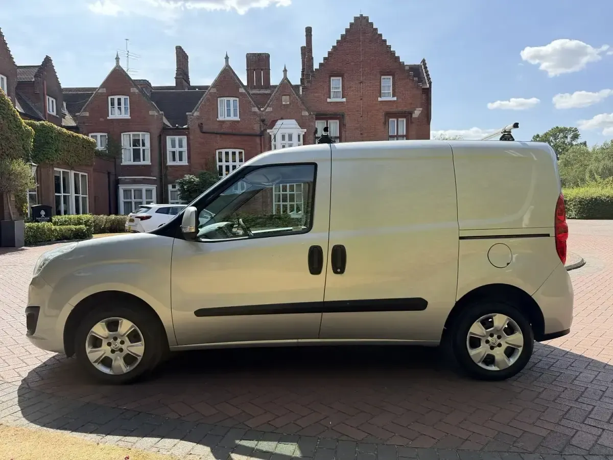 Used Vauxhall Combo Sportive 2015 Silver MPV