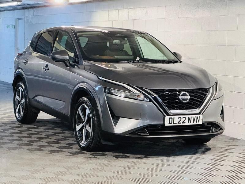 Grey Used 2022 Nissan Qashqai N-Connecta SUV | £10,989 (Super price) - Image 1/4