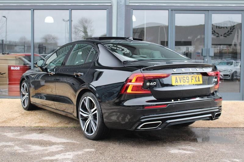 Used Volvo S60 R-Design 2019 Black Sedan