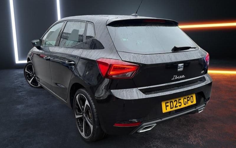 Used Seat Ibiza FR Sport 116 HP (85 kW) 2025 Black Hatchback