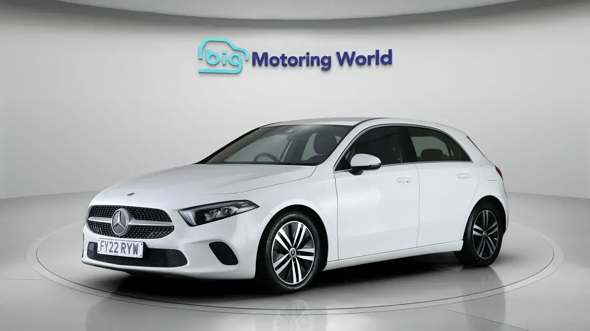 Used Mercedes A180 116 HP (85 kW) 2021 White Hatchback