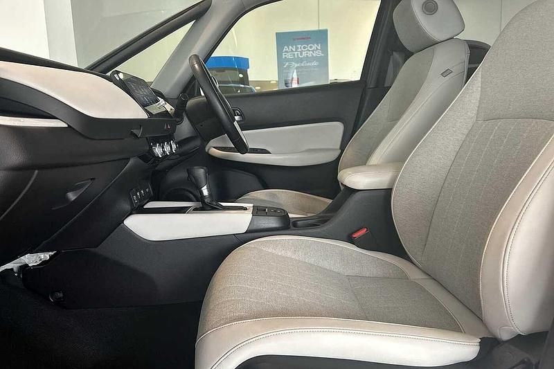 Used Honda Jazz Hybrid 109 HP (80 kW) 2023 Grey Hatchback