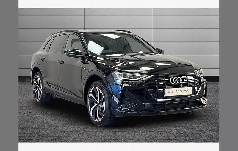 Black Used 2022 Audi e-tron Black Edition SUV | £30,290 (A bit pricey) - Image 1/4