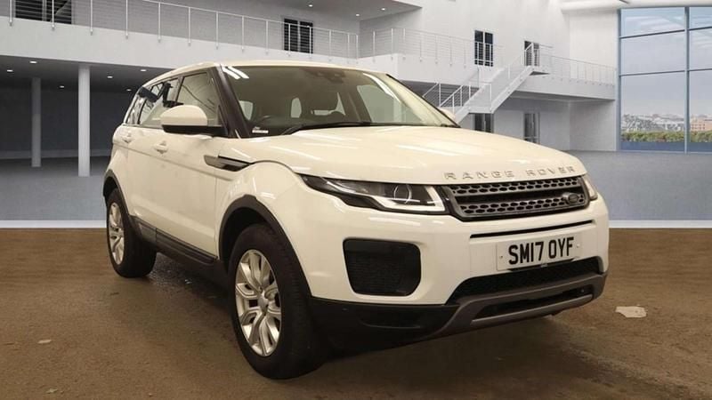 White Used 2017 Land Rover Range Rover evoque SE SUV | £10,390 (Good price) - Image 1/4