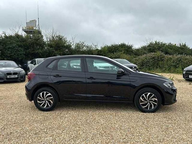 New VW Polo Life 95 HP (69 kW) 2025 Hatchback