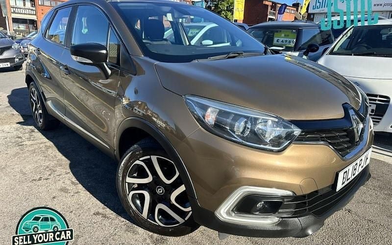 Second-hand Renault Captur Dynamique 90 CP (66 kW) 2018 SUV