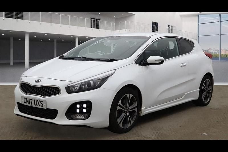 Used 2017 Kia ProCeed GT-Line Hatchback | £6,295 (Fair price) - Image 1/1