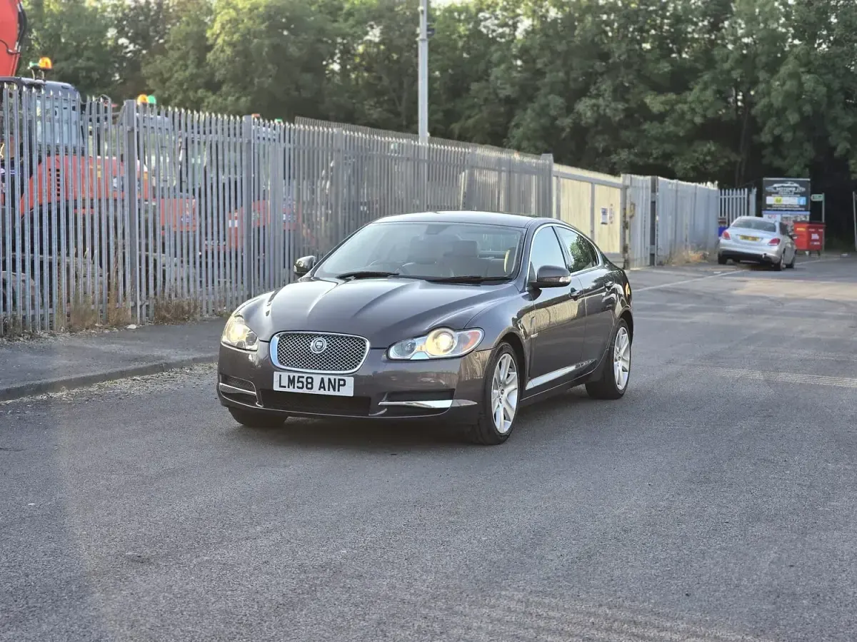Used Jaguar XF Premium Luxury 207 HP (152 kW) 2008 Grey Sedan