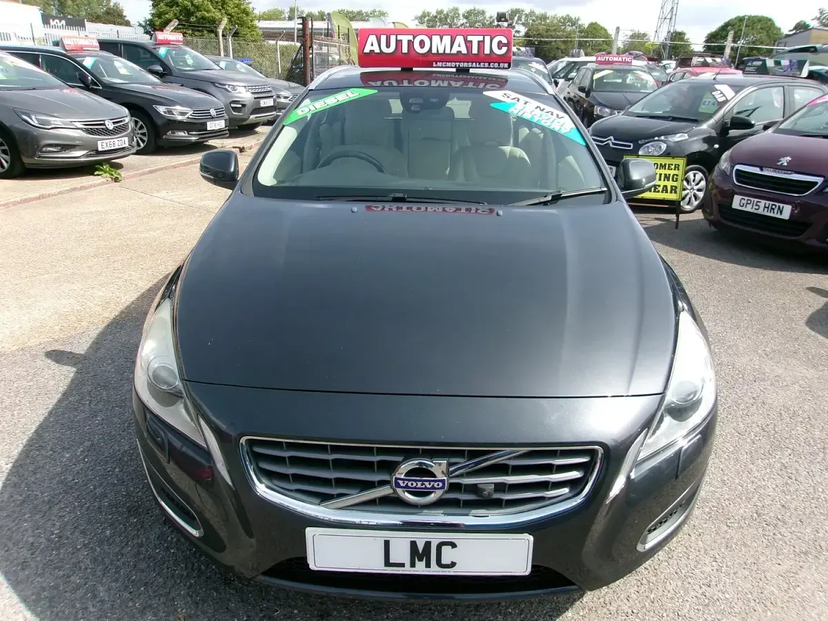Used Volvo V60 SE Lux 163 HP (119 kW) 2011 Grey Estate