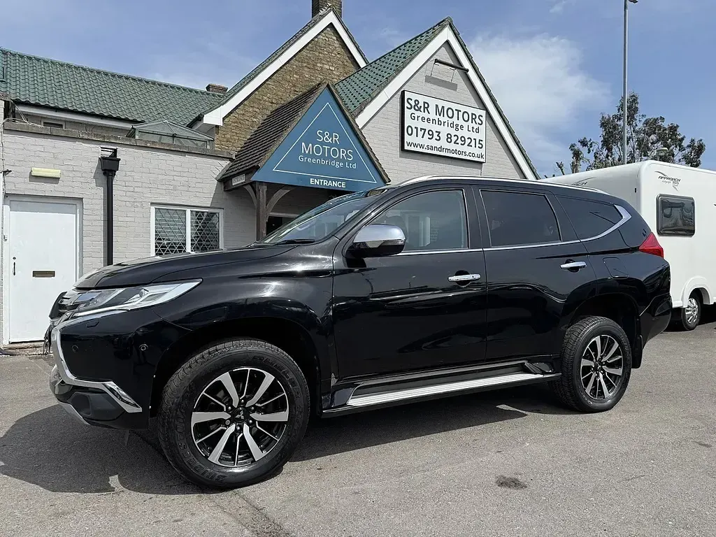 Used Mitsubishi Shogun 181 HP (133 kW) 2021 Black SUV