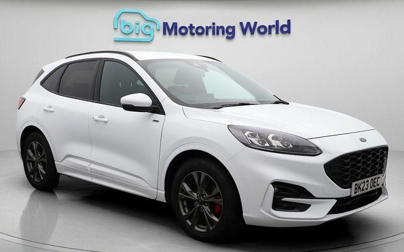White Used 2023 Ford Kuga ST-Line SUV | £19,000 (Super price) - Image 1/4