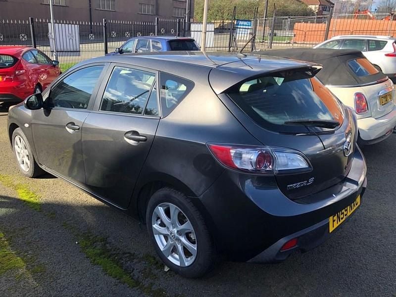 Used Mazda 3 105 HP (77 kW) 2009 Grey metallic Hatchback
