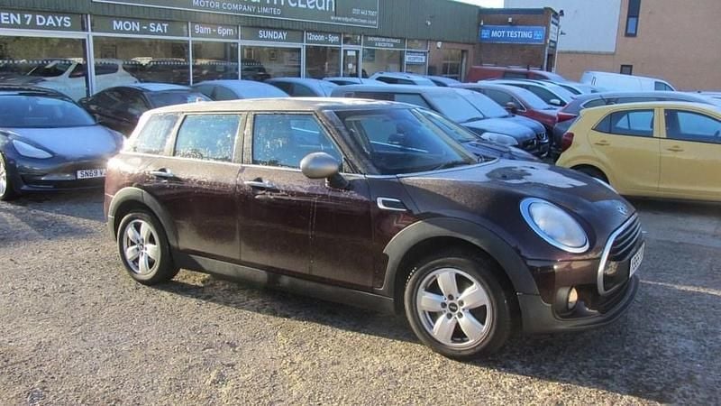 Used Mini Cooper Clubman 150 HP (110 kW) 2015 Red Estate