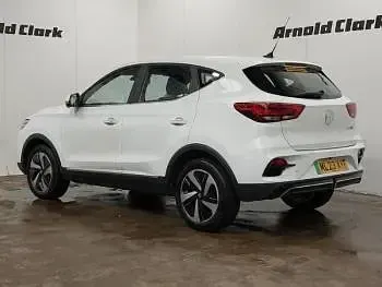 Used MG ZS SE 114 kW (156 HP) 2023 White SUV