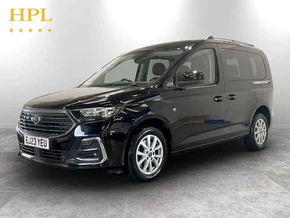 Used Ford Tourneo Connect Titanium 122 HP (89 kW) 2023 Black MPV