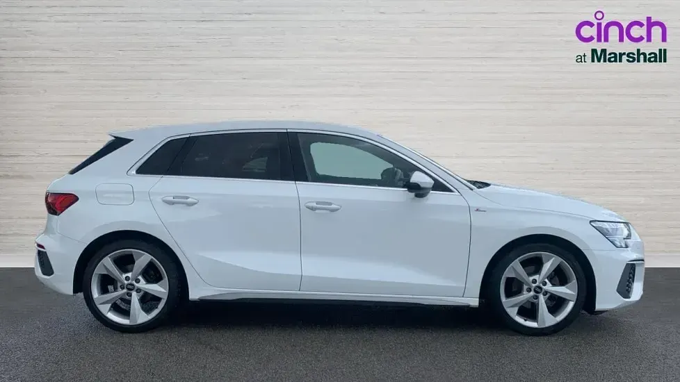 Used Audi A3 S-Line 110 HP (80 kW) 2022 White Sedan