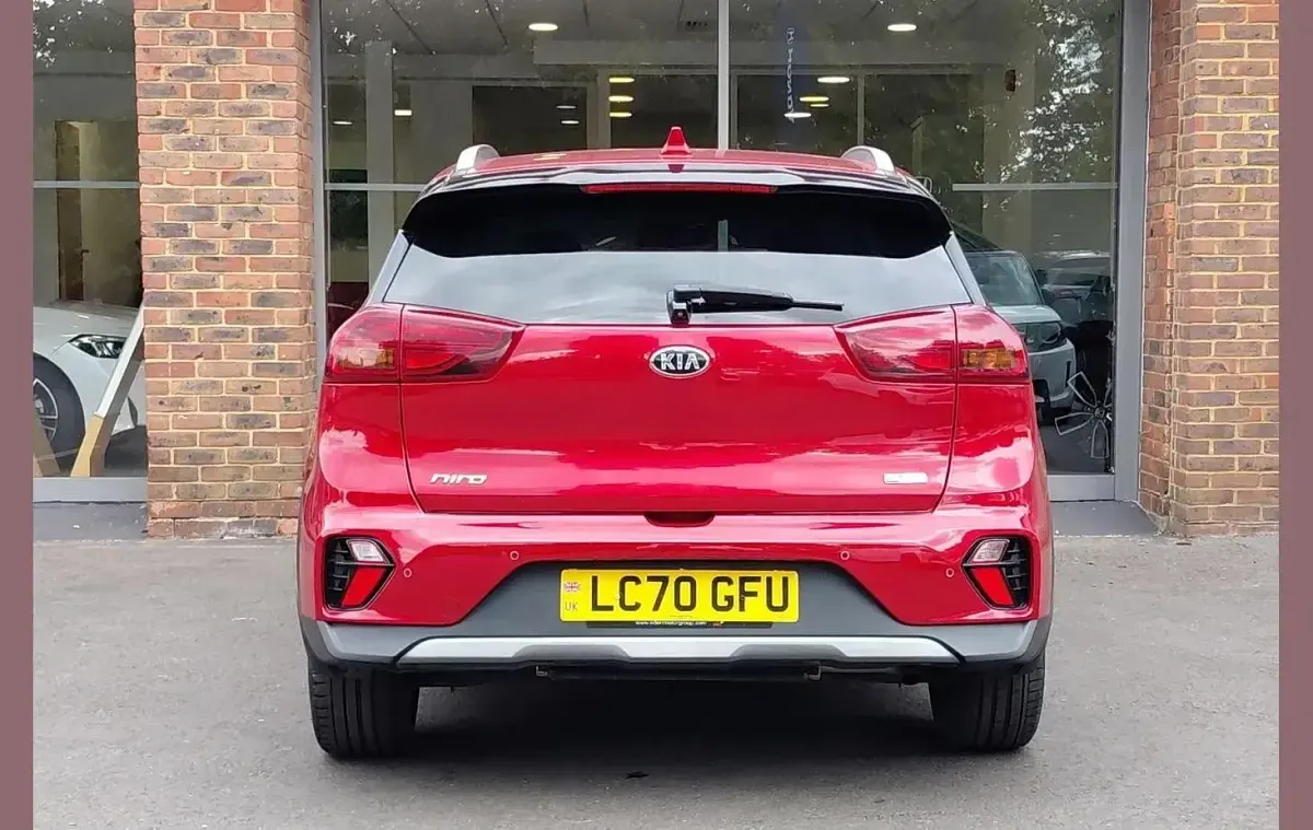 Used Kia Niro 141 HP (103 kW) 2020 Red SUV