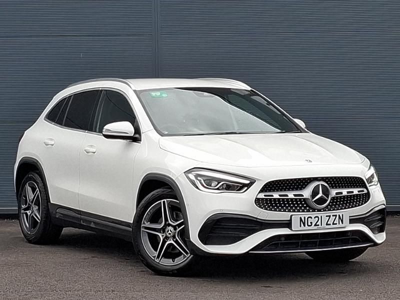 Used Mercedes GLA200 Executive 150 HP (110 kW) 2021 White SUV