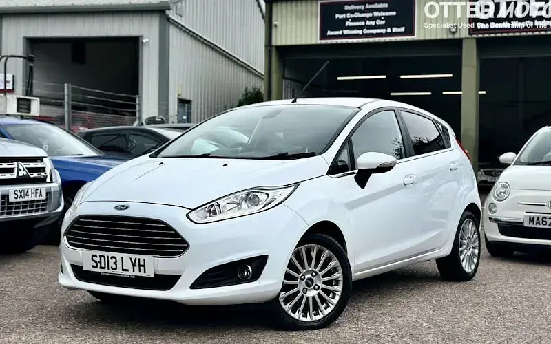 Begagnad Ford Fiesta Titanium 101 HK (74 kW) 2017 Halvkombi