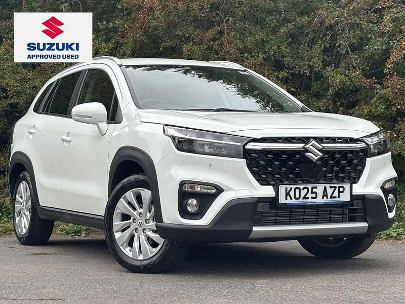 White New 2025 Suzuki SX4 S-Cross SUV | £19,495 (A bit pricey) - Image 1/4