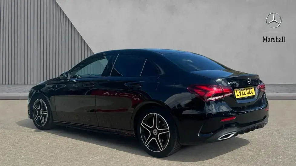Used Mercedes A180 Executive 136 HP (100 kW) 2022 Cosmos black metallic