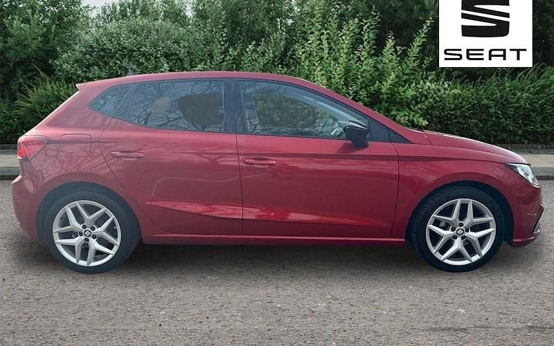 Used Seat Ibiza FR 95 HP (69 kW) 2018 Desire red Hatchback