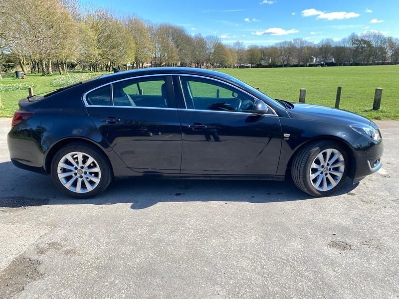 Used Vauxhall Insignia Elite 2015 Black Hatchback