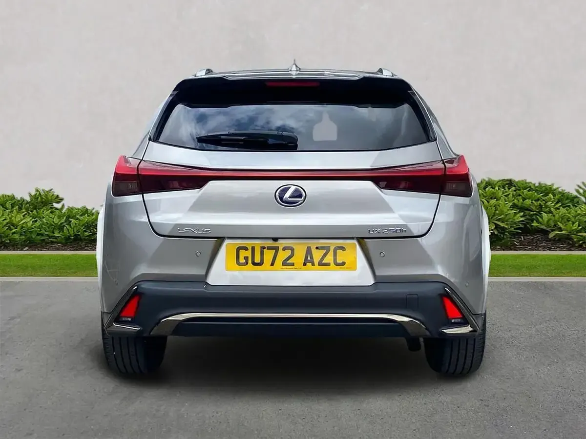 Used Lexus UX 250h Sport Line 184 HP (135 kW) 2022 Silver SUV