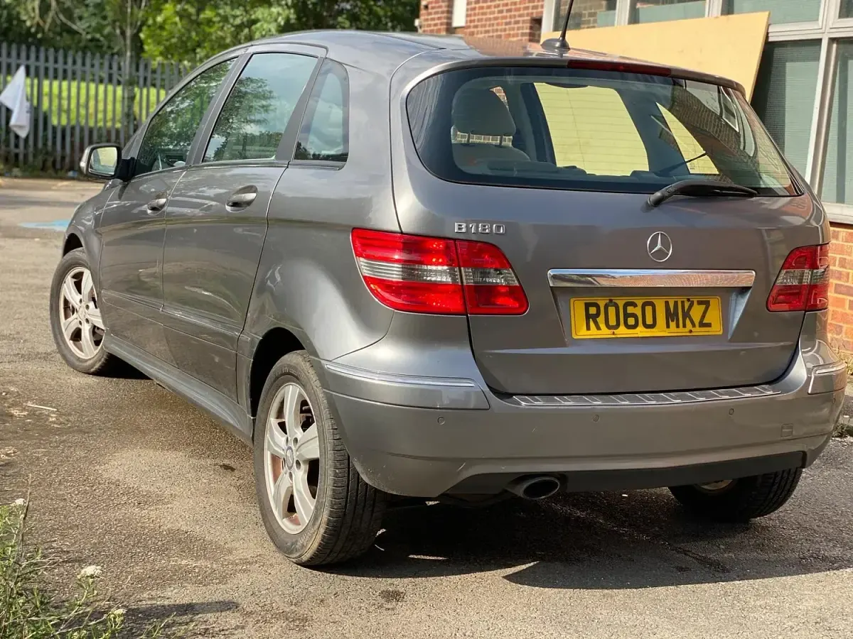 Used Mercedes B180 SE 2010 Grey MPV