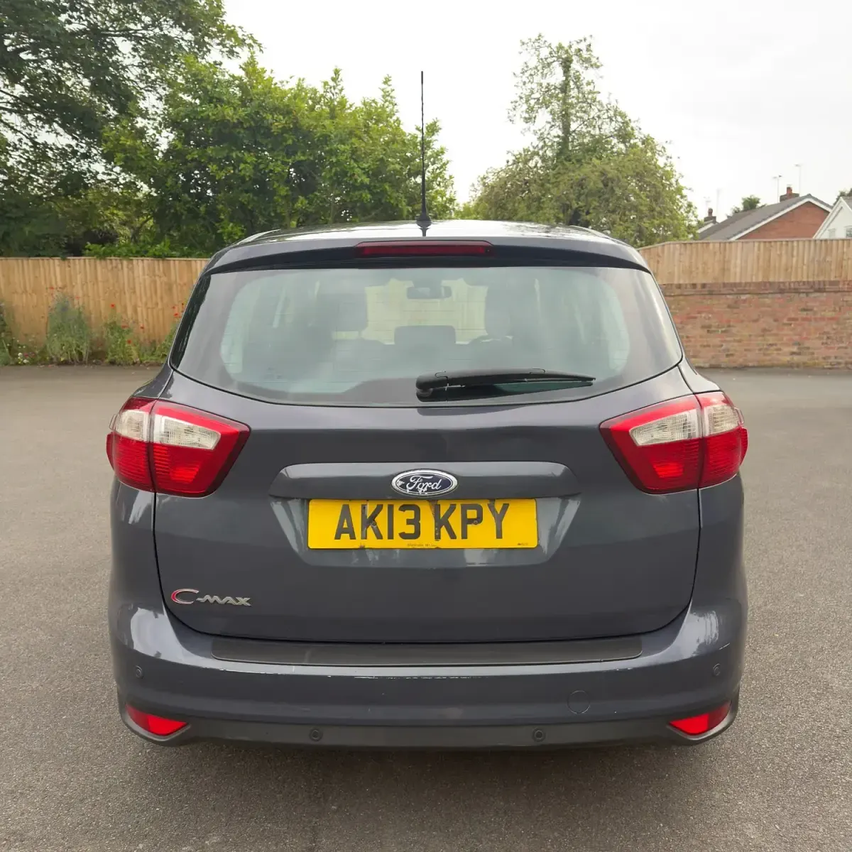 Used Ford C-MAX Titanium 2013 Blue MPV