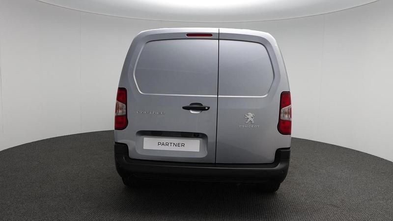 Grey Used 2022 Peugeot Partner MPV | £15,499 (Expensive) - Image 1/4