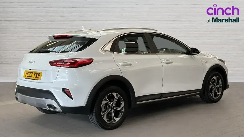 Used Kia XCeed 118 HP (86 kW) 2022 White SUV