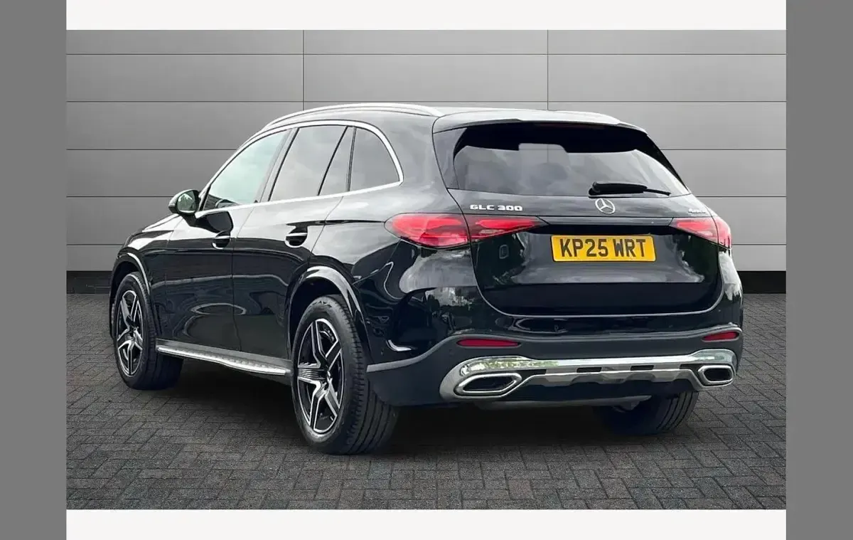 Used Mercedes GLC300 AMG line 254 HP (186 kW) 2025 Black SUV