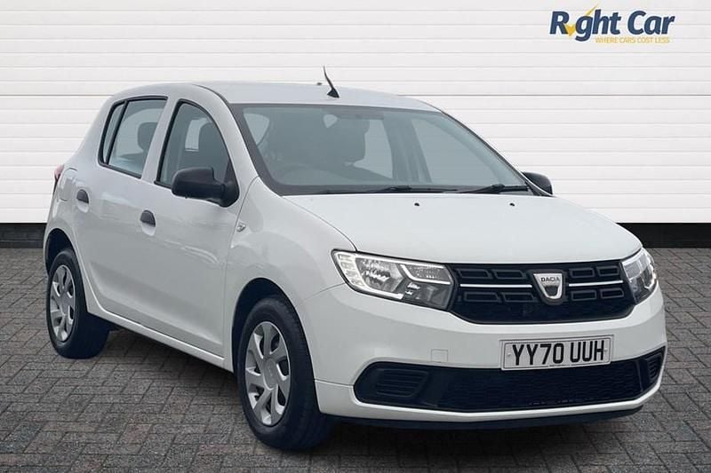 Glacier white Used 2020 Dacia Sandero Essentiel Hatchback | £6,499 (Good price) - Image 1/1