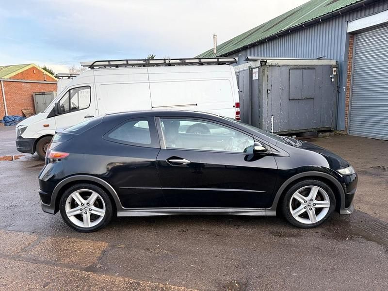 Red Used 2014 Citroën C1 Flair Hatchback | £2,475 (Fair price) - Image 1/4