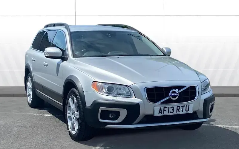 Usado Volvo XC70 SE Lux 215 HP (158 kW) 2012 Carrinha