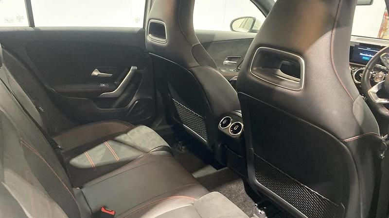 Used Mercedes A180 AMG line 116 HP (85 kW) 2019 White Hatchback