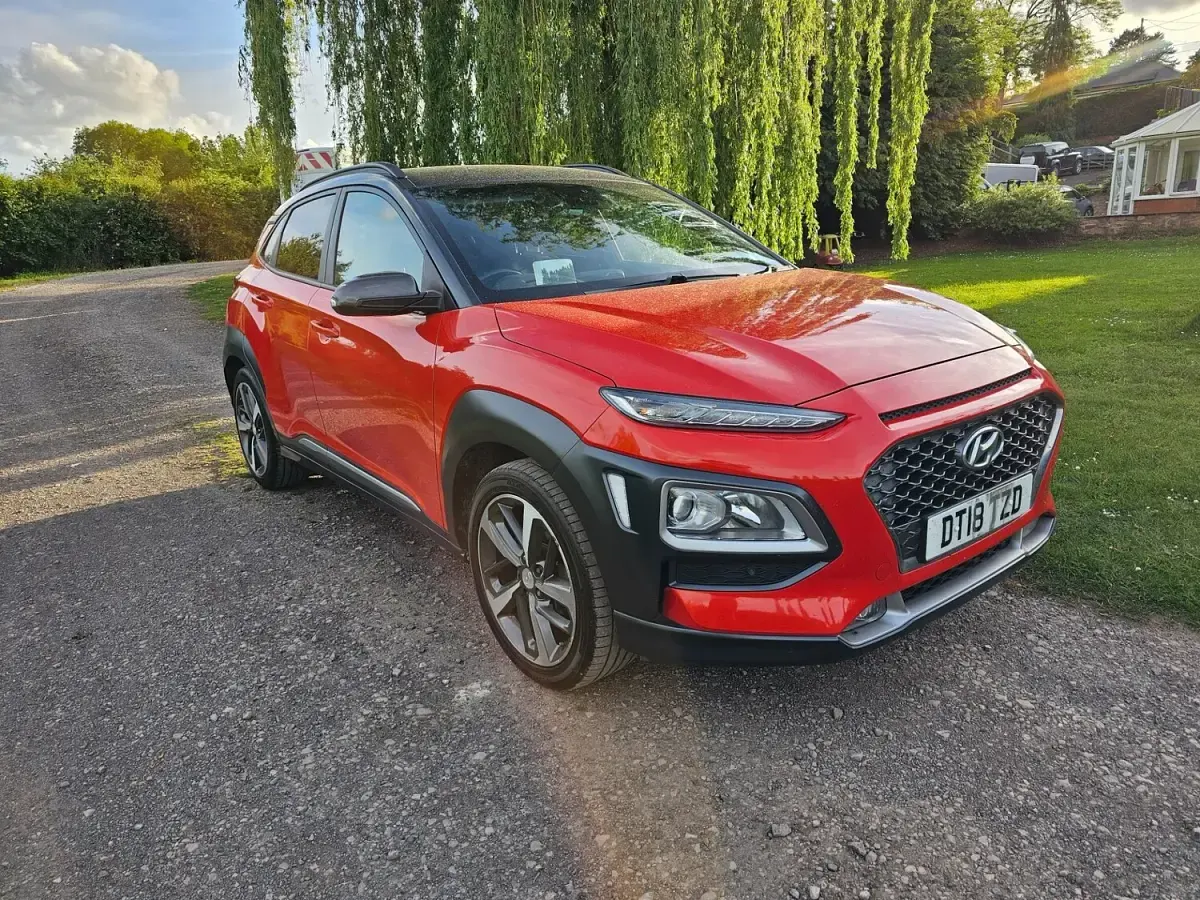 Używany Hyundai Kona Premium SE 2018 Pomarańczowy SUV