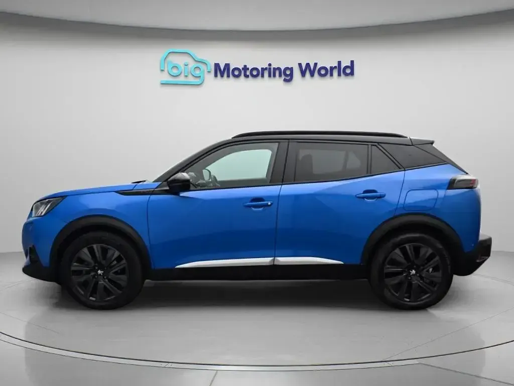Used Peugeot e-2008 Premium 100 kW (136 HP) 2021 SUV