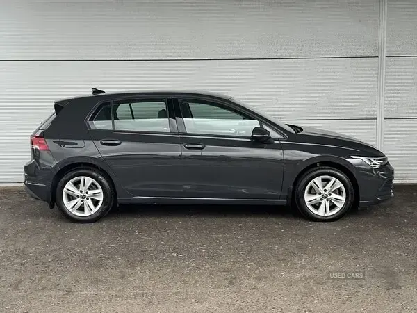 Used VW Golf VII Life 150 HP (110 kW) 2021 Grey Hatchback